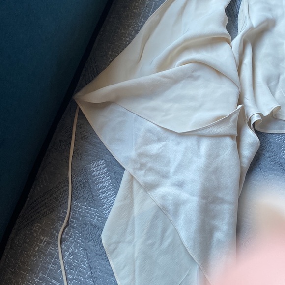 100% silk cream wrap vest - Picture 4 of 7